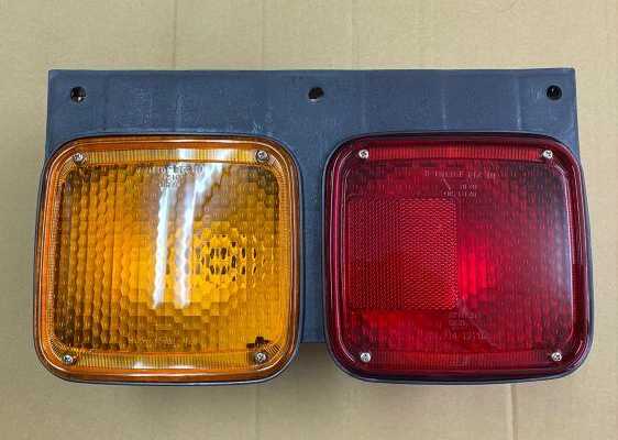 CHINA Factory Wholesale 1-32230098-3 Tail Lamp For MITSUBISHI CANTER'87 FANCHANTS China Auto Parts Wholesales