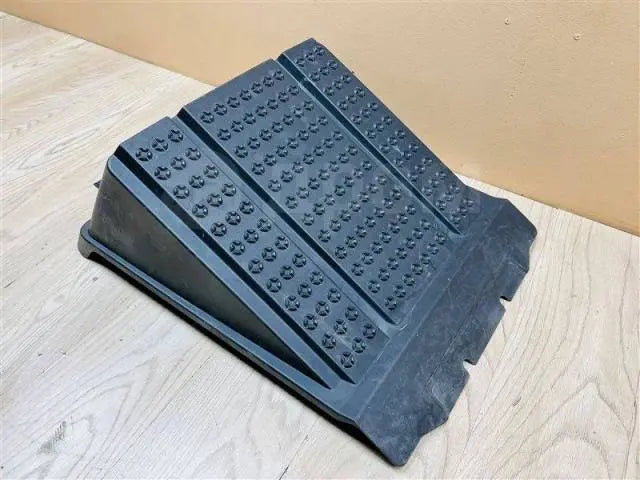 CHINA Factory Wholesale 2428035 2395354 BATTERY COVER for SCANIA 1995-2016 FANCHANTS China Auto Parts Wholesales