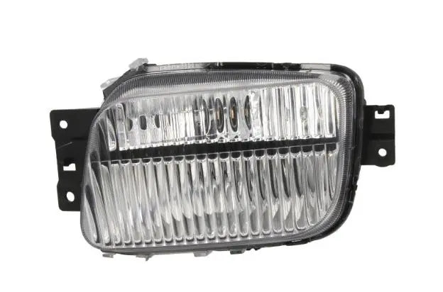 CHINA Factory Wholesale MK580562 MK580561 Fog Lamp Right Left For MITSUBISHI CANTER 2012 FANCHANTS China Auto Parts Wholesales