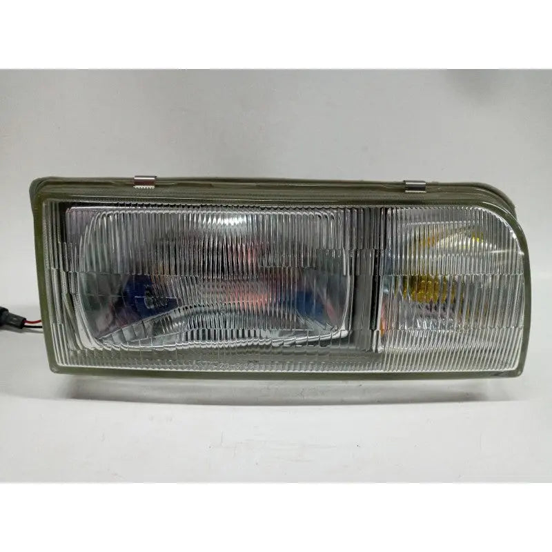 China Factory Wholesale HEAD LAMP for NISSAN E24 ’87 FANCHANTS China Auto Parts Wholesales
