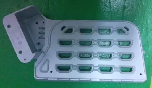 China Factory Wholesale T418850/T343549 STEP PEDAL GRILL LH For FMAX FANCHANTS China Auto Parts Wholesales