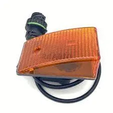 FANCHANTS 9438200321 9418200921 A9438200321 A9418200921 Signal Lamp Right, With E Mark, Without Bulb FOR BENZ Actros MP2/MP3 FANCHANTS Aftermarket Auto Parts