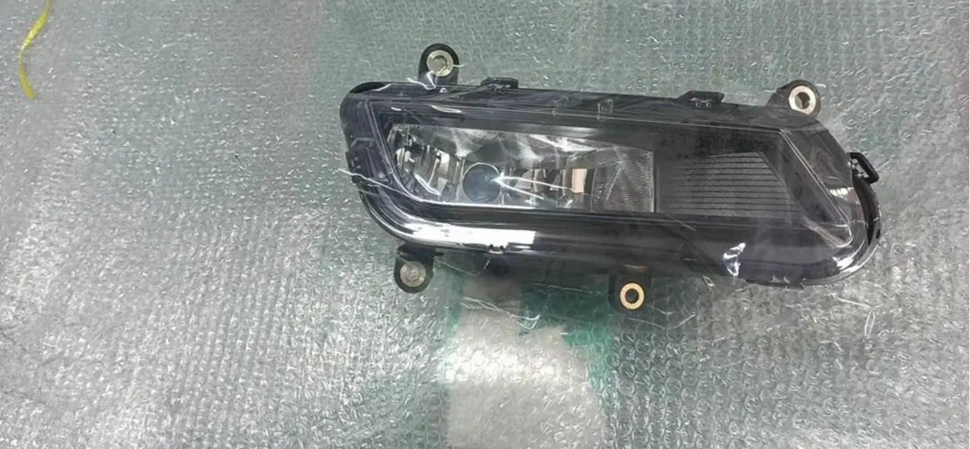FANCHANTS Wholesale China Manufacturers 23B941205 23B941206 Fog lamp for Volkswagen New Delivery 9170/11180