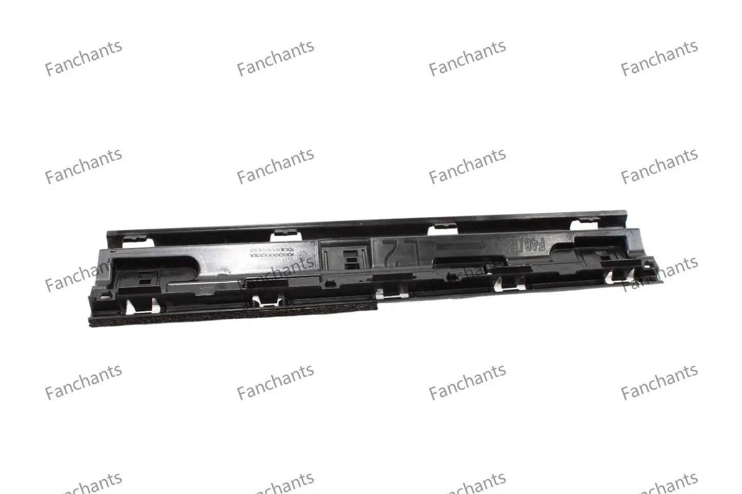 Applicable to 16-18 BMW F48F49X1 lower skirt middle bracket lower side beam bracket 51777332331 51777332332 - FANCHANTS China Auto Parts Wholesales