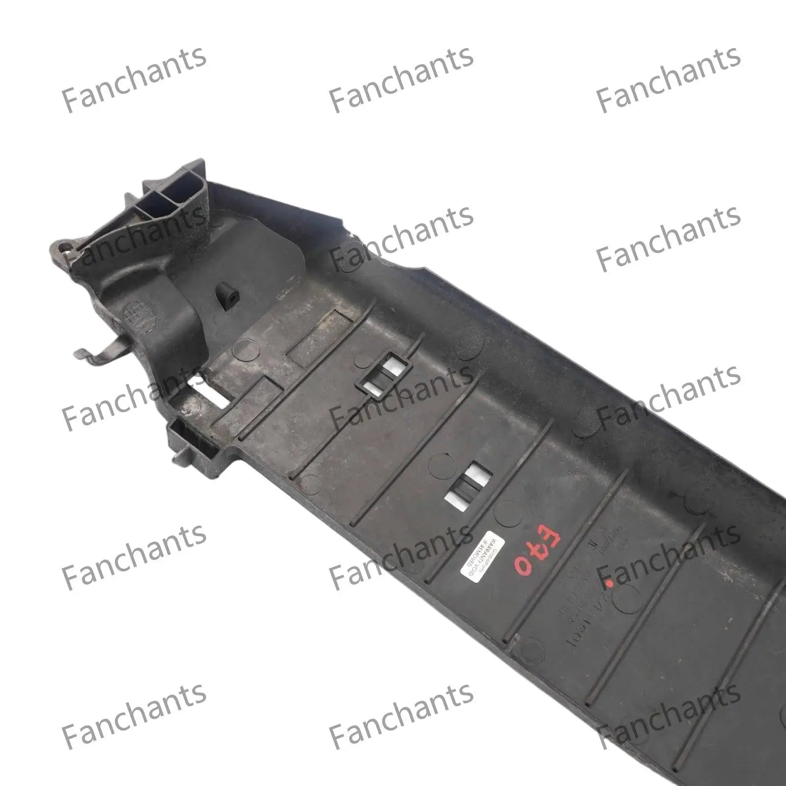 Applicable to 2007-2010 E70 X5/E71 X6 radiator lower cover OE17117795909 - FANCHANTS China Auto Parts Wholesales