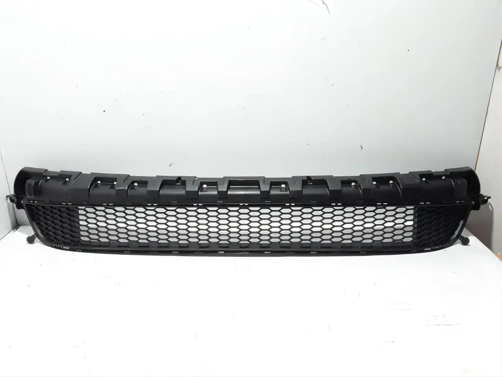 622544919R aftermarket Bumper compatible with Renault Trafic