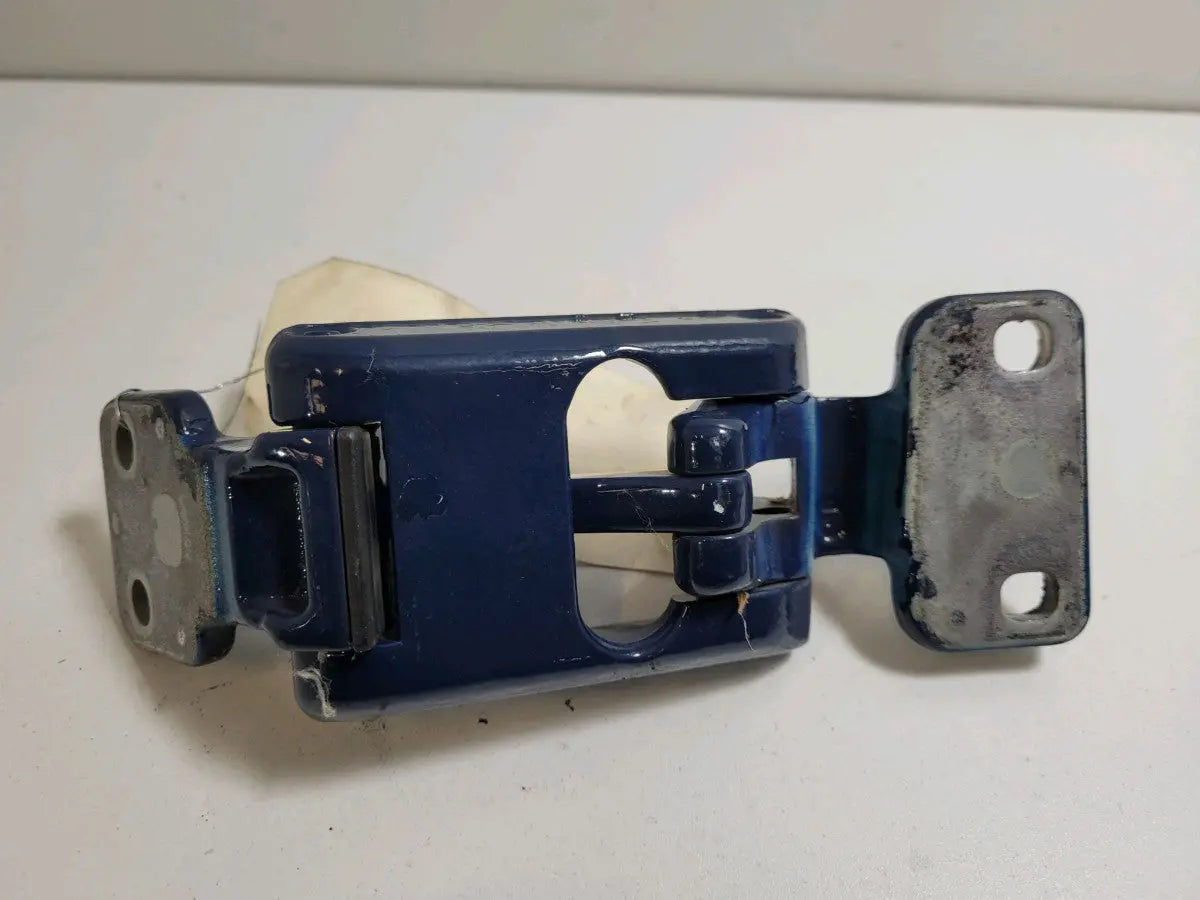 CHINA Factory Wholesale 9107408900 9107409000 HINGE UP For Mercedes Sprinter 2019 FANCHANTS China Auto Parts Wholesales