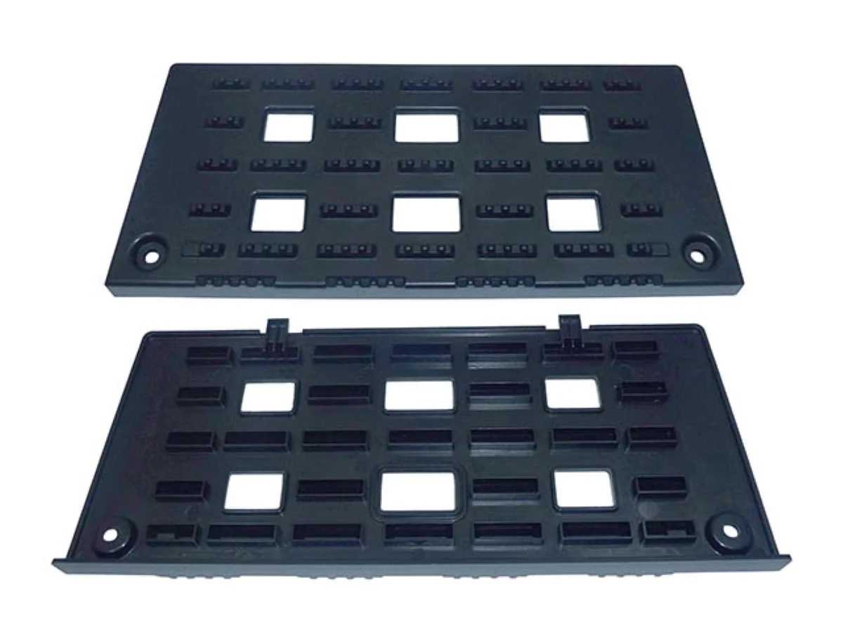 CHINA Factory Wholesale 9586660628 FOOT STEP PLATE For MERCEDES BENZ FANCHANTS China Auto Parts Wholesales