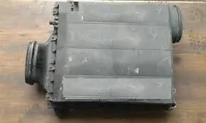 0190941302 aftermarket Cover compatible with Mercedes-Benz