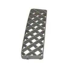 CHINA Factory Wholesale 1363857 1535058 FOOTSTEP LADDER RH for SCANIA 1995-2008 FANCHANTS China Auto Parts Wholesales