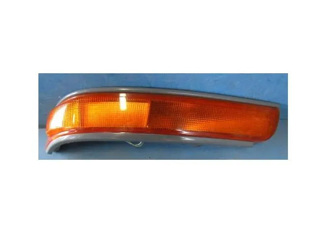 China Factory Wholeasle 81510-26051 PLATING BUMPER LAMP(BIG) for TOYOTA HIACE 93-94 FANCHANTS China Auto Parts Wholesales