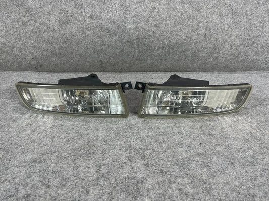 China Factory Wholeasle FOG LAMP for TOYOTA HIACE 96 FANCHANTS China Auto Parts Wholesales