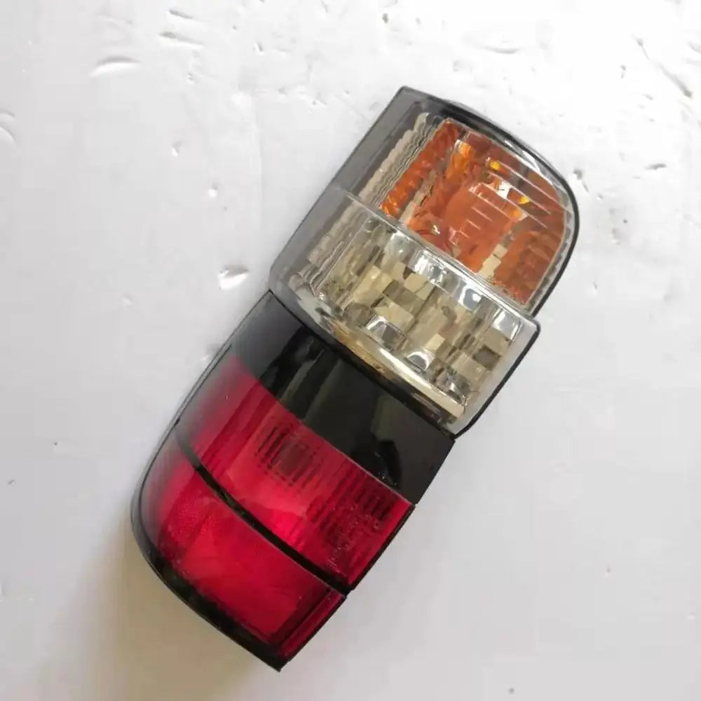 China Factory Wholeasle REAR LIGHT for TOYOTA HIACE 2000 FANCHANTS China Auto Parts Wholesales